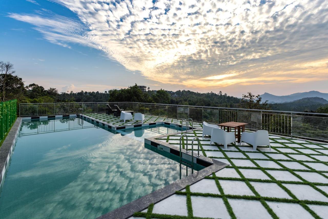Hotel White House, Munnar Kültér fotó