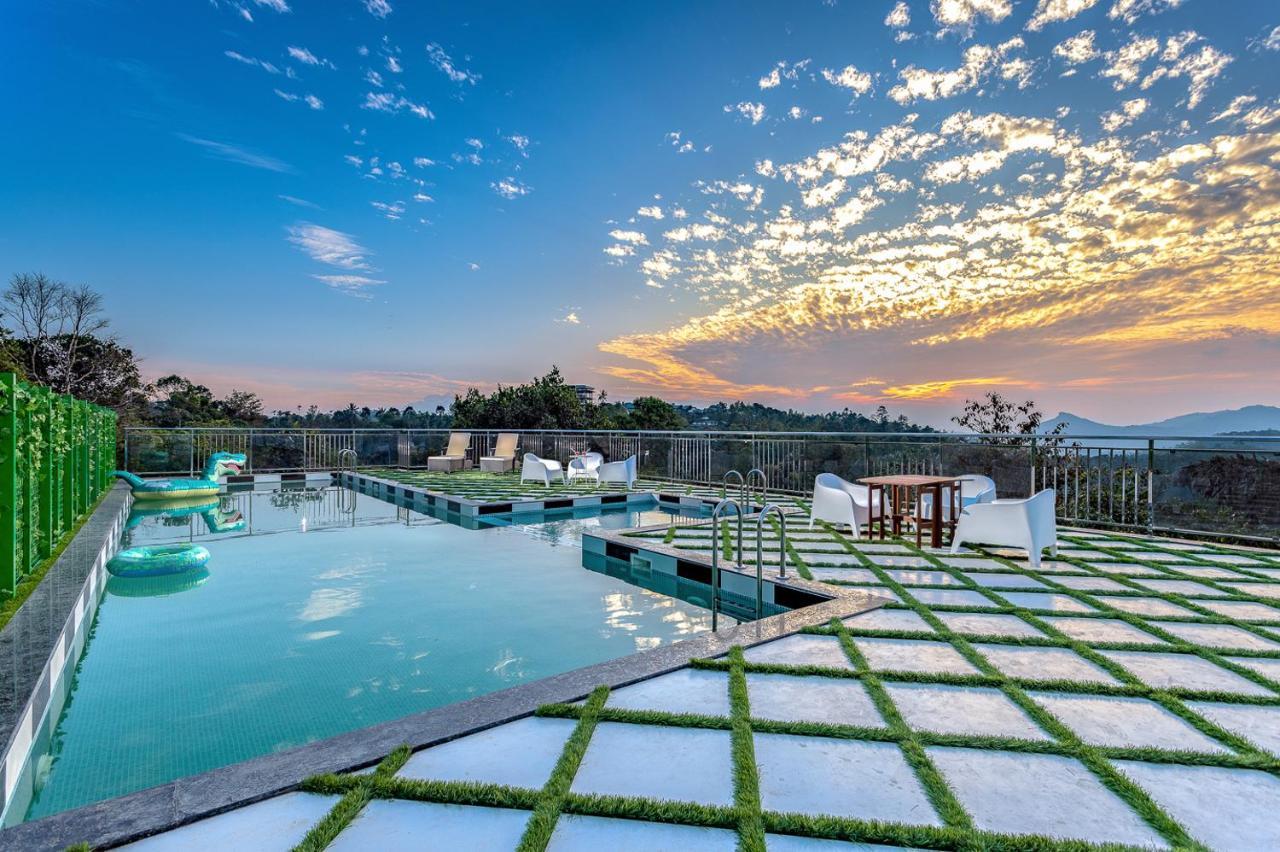 Hotel White House, Munnar Kültér fotó